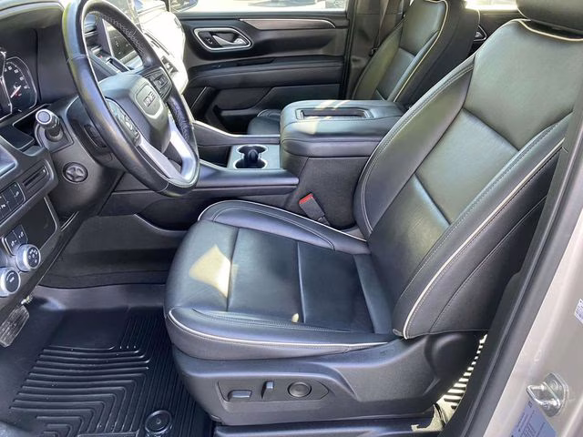 2021 Pearl Beige Metallic GMC Yukon SLT RWD SUV