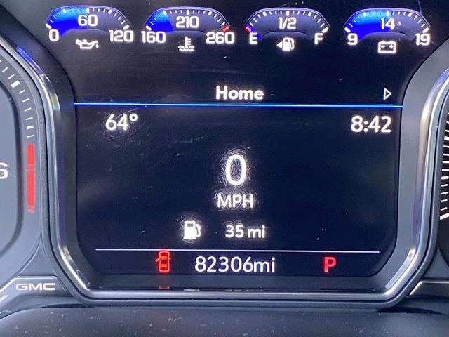 2021 Pearl Beige Metallic GMC Yukon SLT RWD SUV