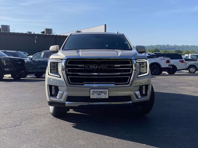 2021 Pearl Beige Metallic GMC Yukon SLT RWD SUV
