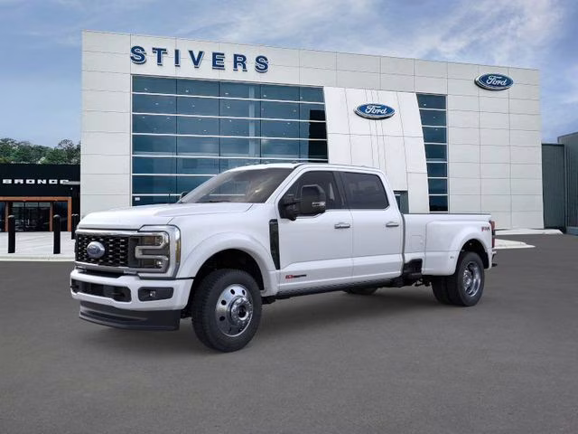 2026 White Metallic Ford Super Duty F-450 DRW Platinum 4X4 Truck