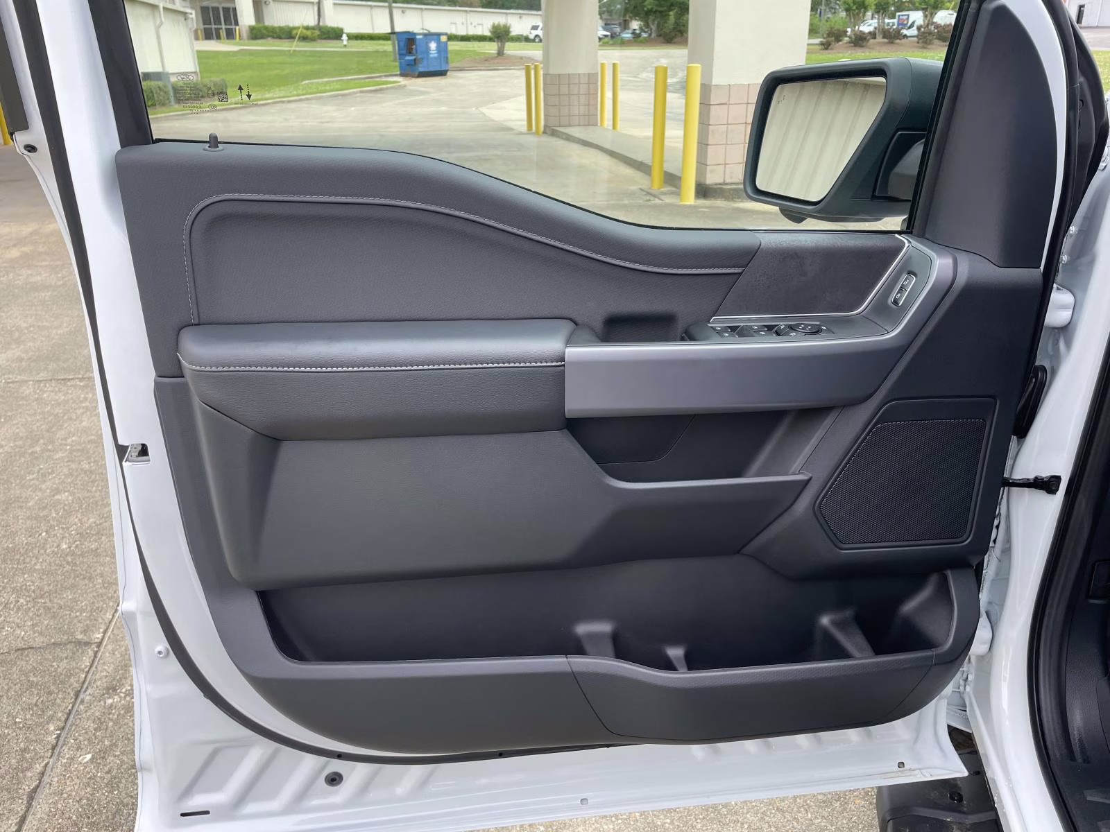 2026 White Ford F-150 XLT 4X4 Truck