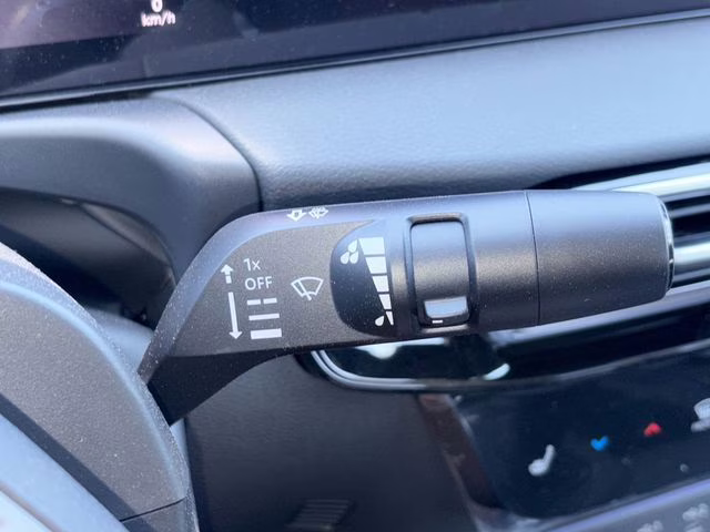 2026 Bluestone Pearl/Super Blk Nissan Sentra SR FWD Sedan
