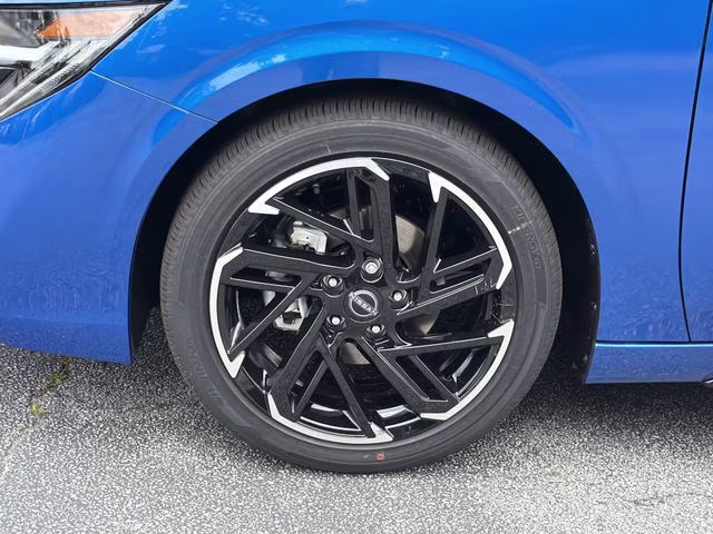 2026 Bluestone Pearl/Super Blk Nissan Sentra SR FWD Sedan