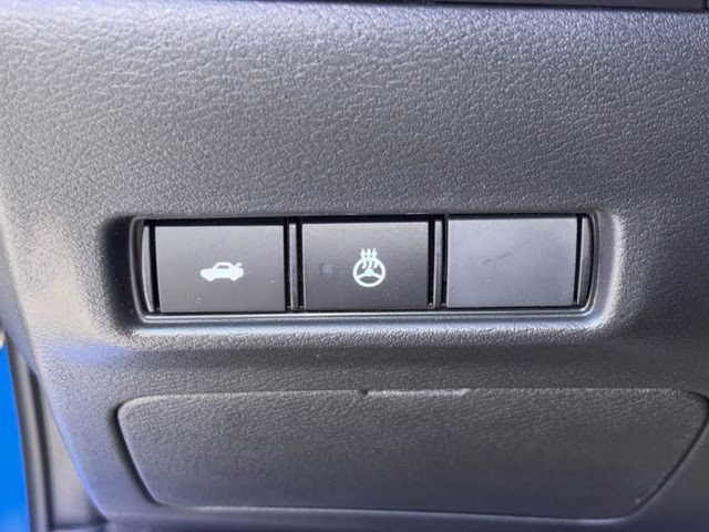 2026 Bluestone Pearl/Super Blk Nissan Sentra SR FWD Sedan