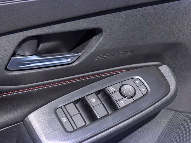 2026 Bluestone Pearl/Super Blk Nissan Sentra SR FWD Sedan