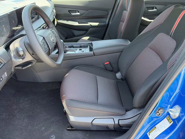 2026 Bluestone Pearl/Super Blk Nissan Sentra SR FWD Sedan