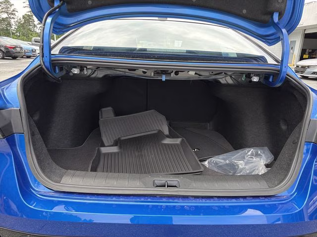2026 Bluestone Pearl/Super Blk Nissan Sentra SR FWD Sedan