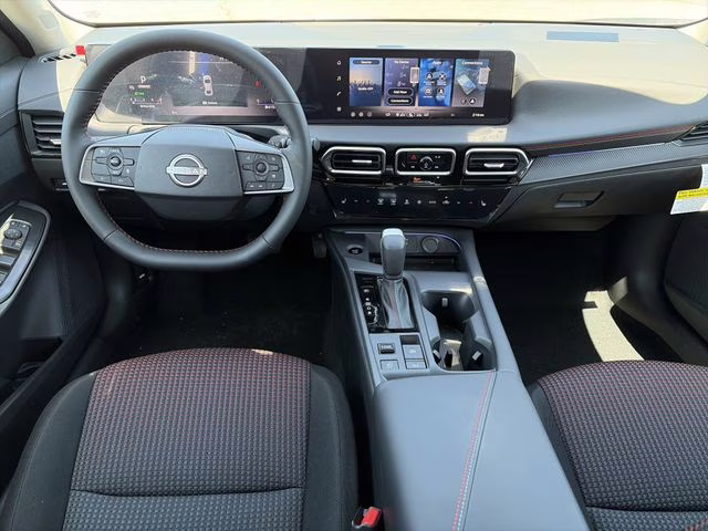 2026 Bluestone Pearl/Super Blk Nissan Sentra SR FWD Sedan
