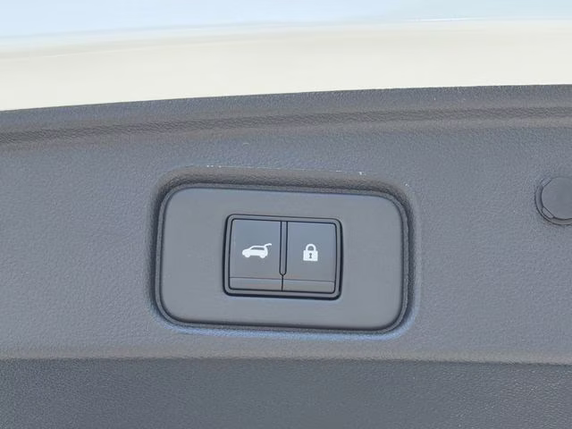 2026 Everest White Pearl Tricoat Nissan Pathfinder SL FWD SUV