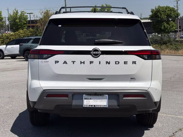 2026 Everest White Pearl Tricoat Nissan Pathfinder SL FWD SUV