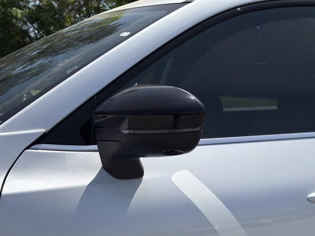2026 Everest White Pearl Tricoat Nissan Pathfinder SL FWD SUV