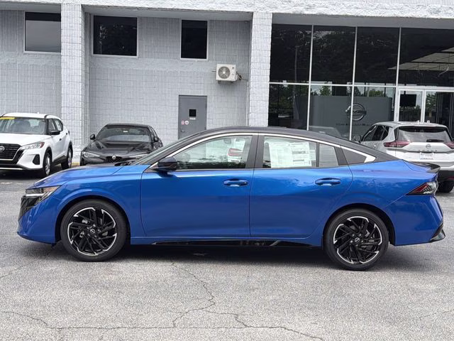 2026 Bluestone Pearl/Super Blk Nissan Sentra SR FWD Sedan