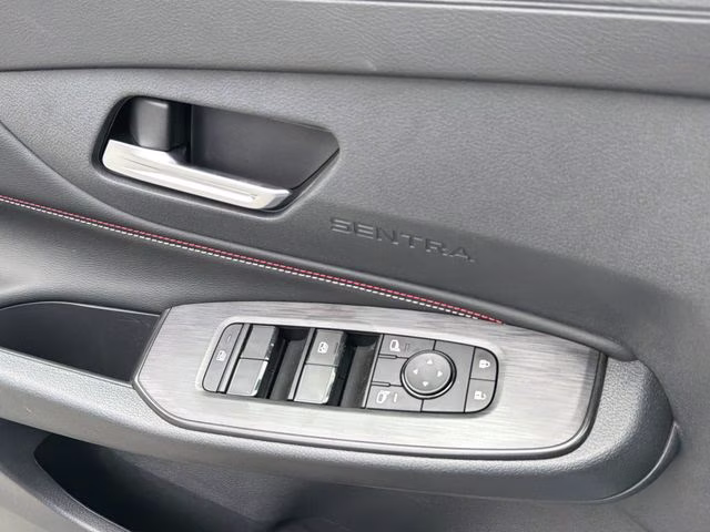 2026 Bluestone Pearl/Super Blk Nissan Sentra SR FWD Sedan