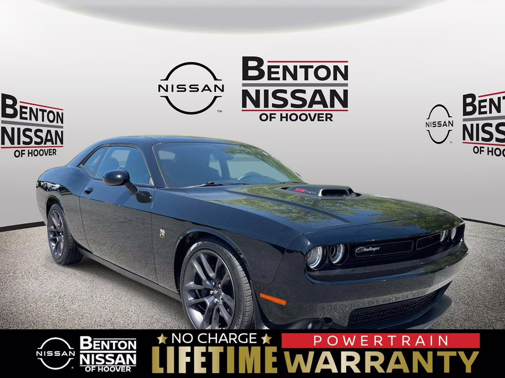 2023 Pitch Black Clearcoat Dodge Challenger R/T Scat Pack RWD Coupe