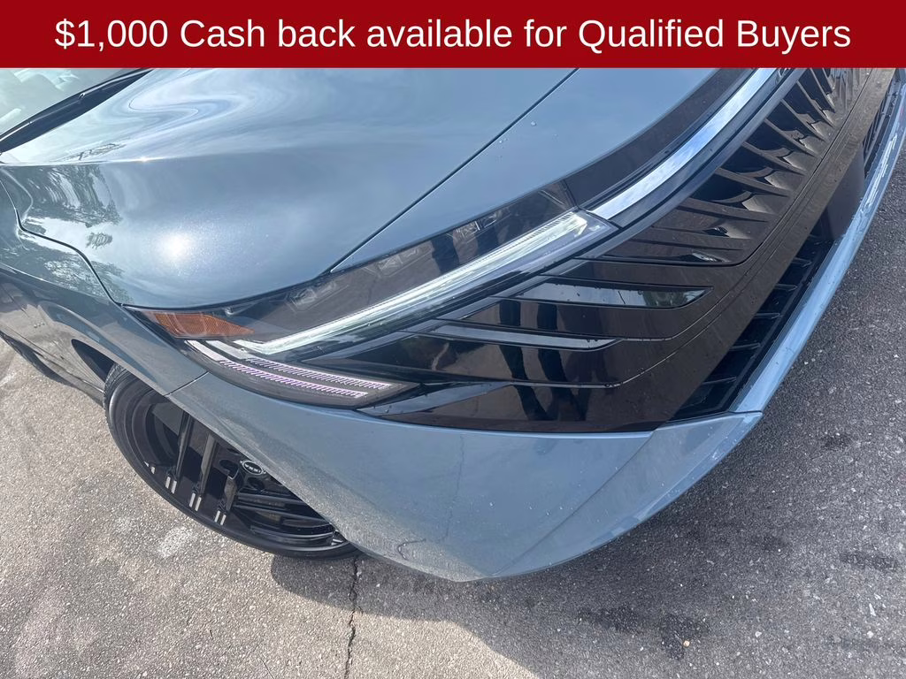 2026 Atlantic Gray/Super Black Nissan Sentra SR FWD Sedan