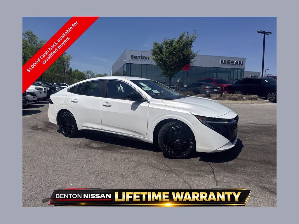 2026 Aspen White Tricoat Nissan Sentra SR FWD Sedan