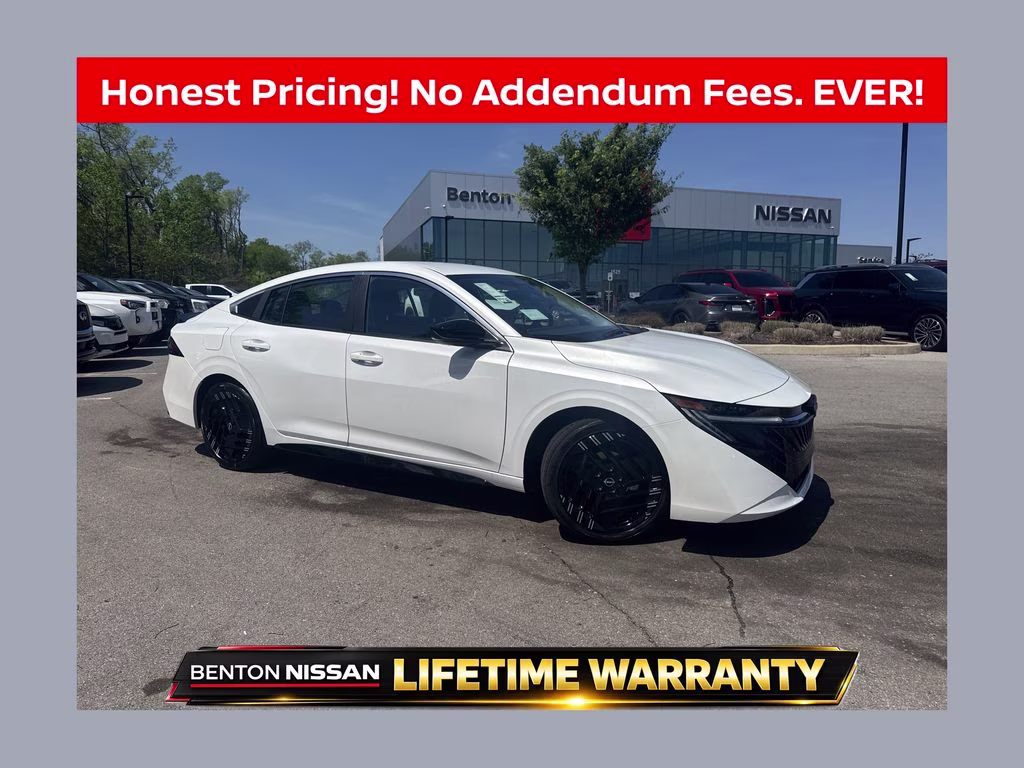 2026 Aspen White Tricoat Nissan Sentra SR FWD Sedan