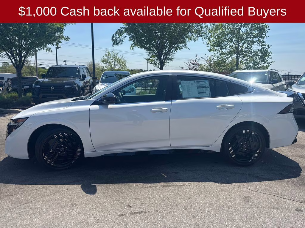 2026 Aspen White Tricoat Nissan Sentra SR FWD Sedan