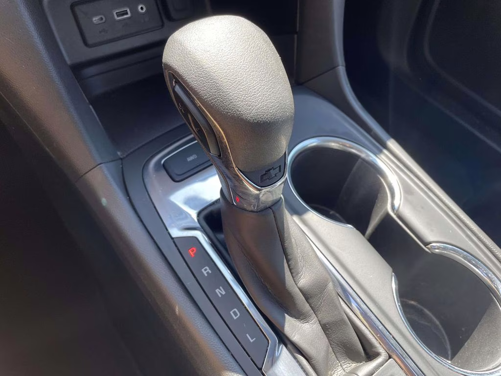 2023 Blue Glow Metallic Chevrolet Equinox LS AWD SUV