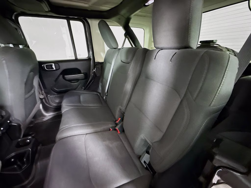 2022 Granite Crystal Metallic Clearcoat Jeep Wrangler Unlimited Willys 4X4 SUV