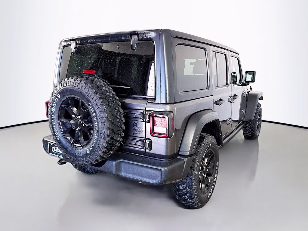 2022 Granite Crystal Metallic Clearcoat Jeep Wrangler Unlimited Willys 4X4 SUV