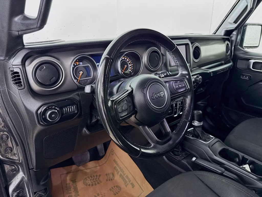 2022 Granite Crystal Metallic Clearcoat Jeep Wrangler Unlimited Willys 4X4 SUV