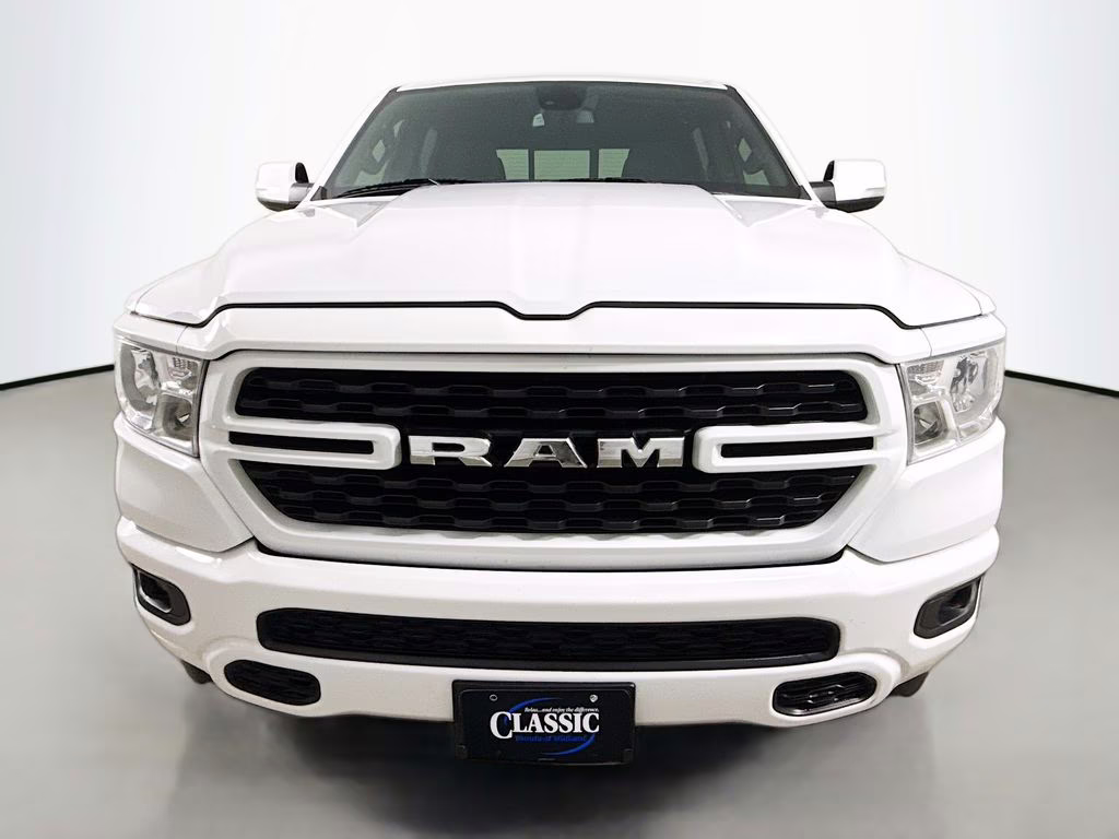 2022 Bright White Clearcoat Ram 1500 Big Horn/Lone Star 4X4 Truck