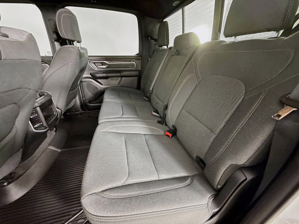 2022 Bright White Clearcoat Ram 1500 Big Horn/Lone Star 4X4 Truck