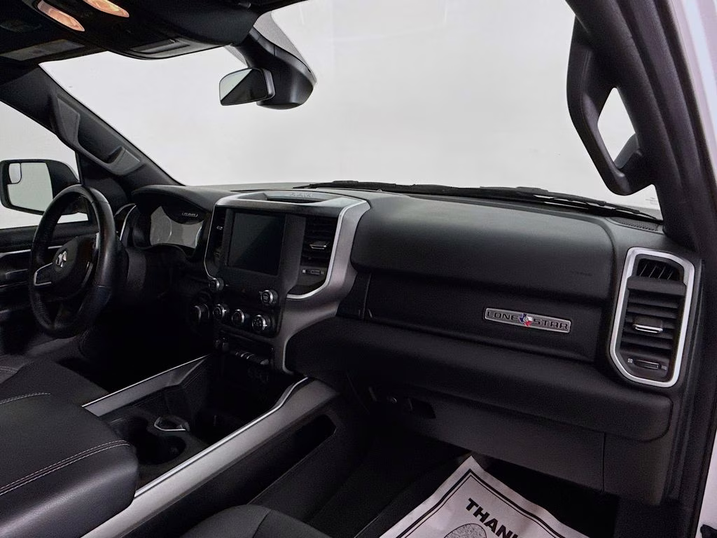 2022 Bright White Clearcoat Ram 1500 Big Horn/Lone Star 4X4 Truck