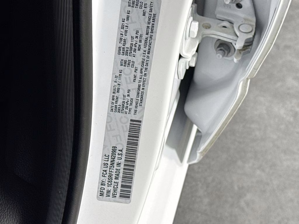 2022 Bright White Clearcoat Ram 1500 Big Horn/Lone Star 4X4 Truck
