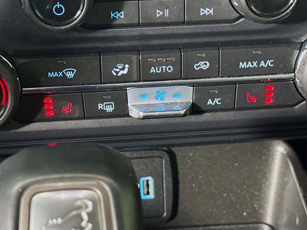 2022 Desert Sand Ford Bronco Everglades 4X4 SUV