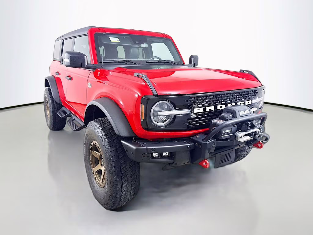 2023 Race Red Ford Bronco Wildtrak 4X4 SUV