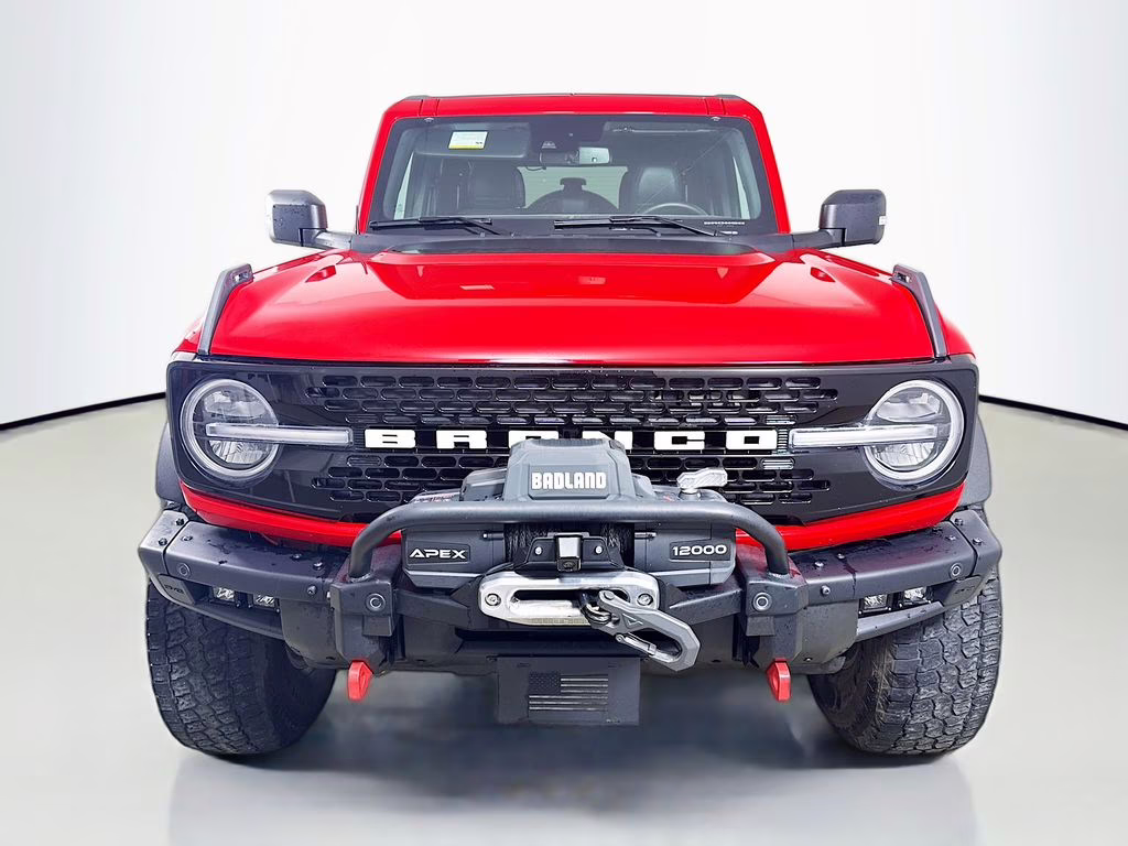 2023 Race Red Ford Bronco Wildtrak 4X4 SUV