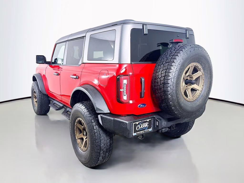 2023 Race Red Ford Bronco Wildtrak 4X4 SUV