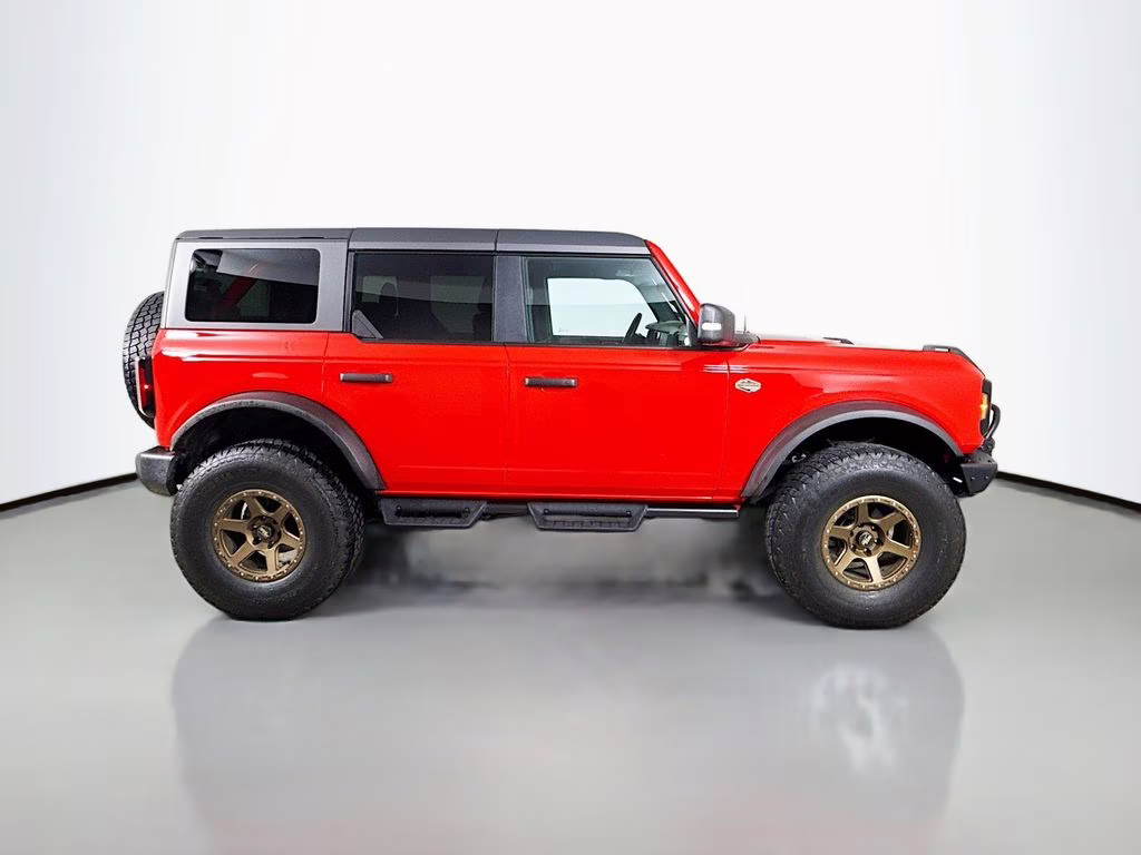 2023 Race Red Ford Bronco Wildtrak 4X4 SUV