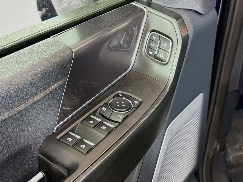 2023 Blue Metallic Ford F-150 Raptor 4X4 Truck