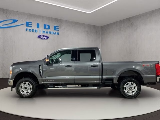 2026 Carbonized Gray Metallic Ford Super Duty F-250 SRW XLT 4X4 Truck