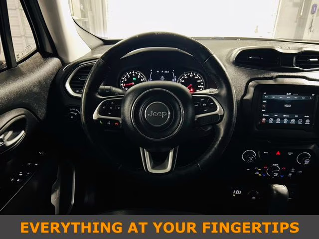 2019 Alpine White Clearcoat Jeep Renegade Latitude 4X4 SUV