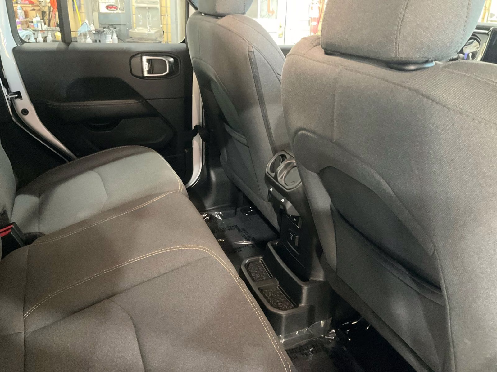 2025 Bright White Clearcoat Jeep Wrangler Sahara 4xe 4X4 SUV