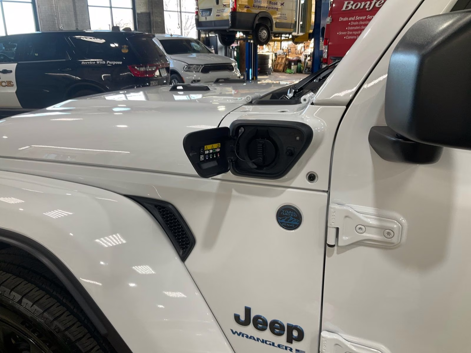 2025 Bright White Clearcoat Jeep Wrangler Sahara 4xe 4X4 SUV
