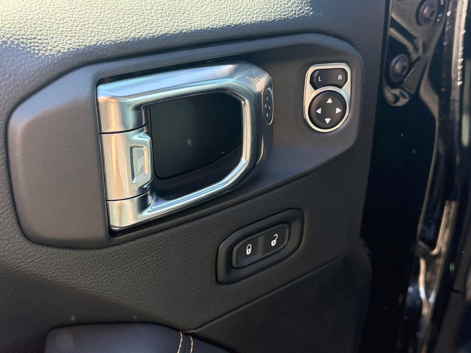 2025 Black Clearcoat Jeep Wrangler Sahara 4xe 4X4 SUV