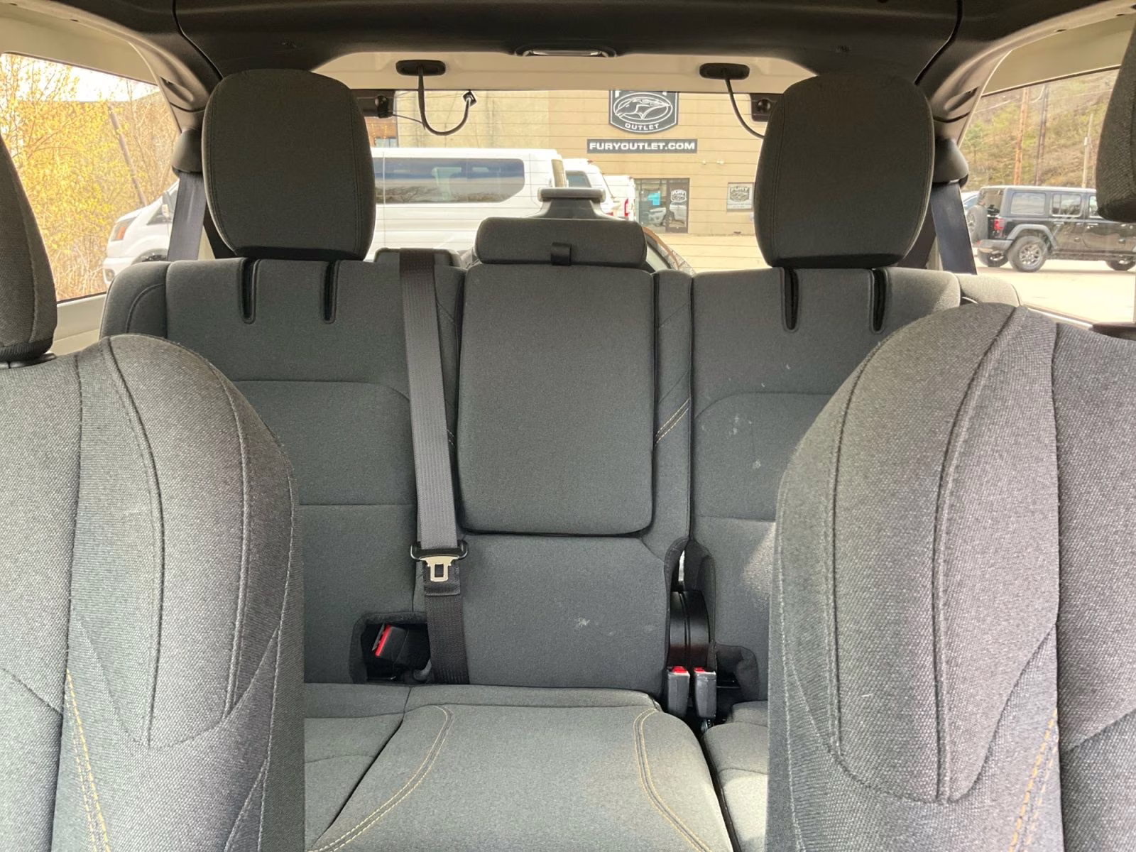 2025 Granite Crystal Metallic Clearcoat Jeep Wrangler Sahara 4xe 4X4 SUV