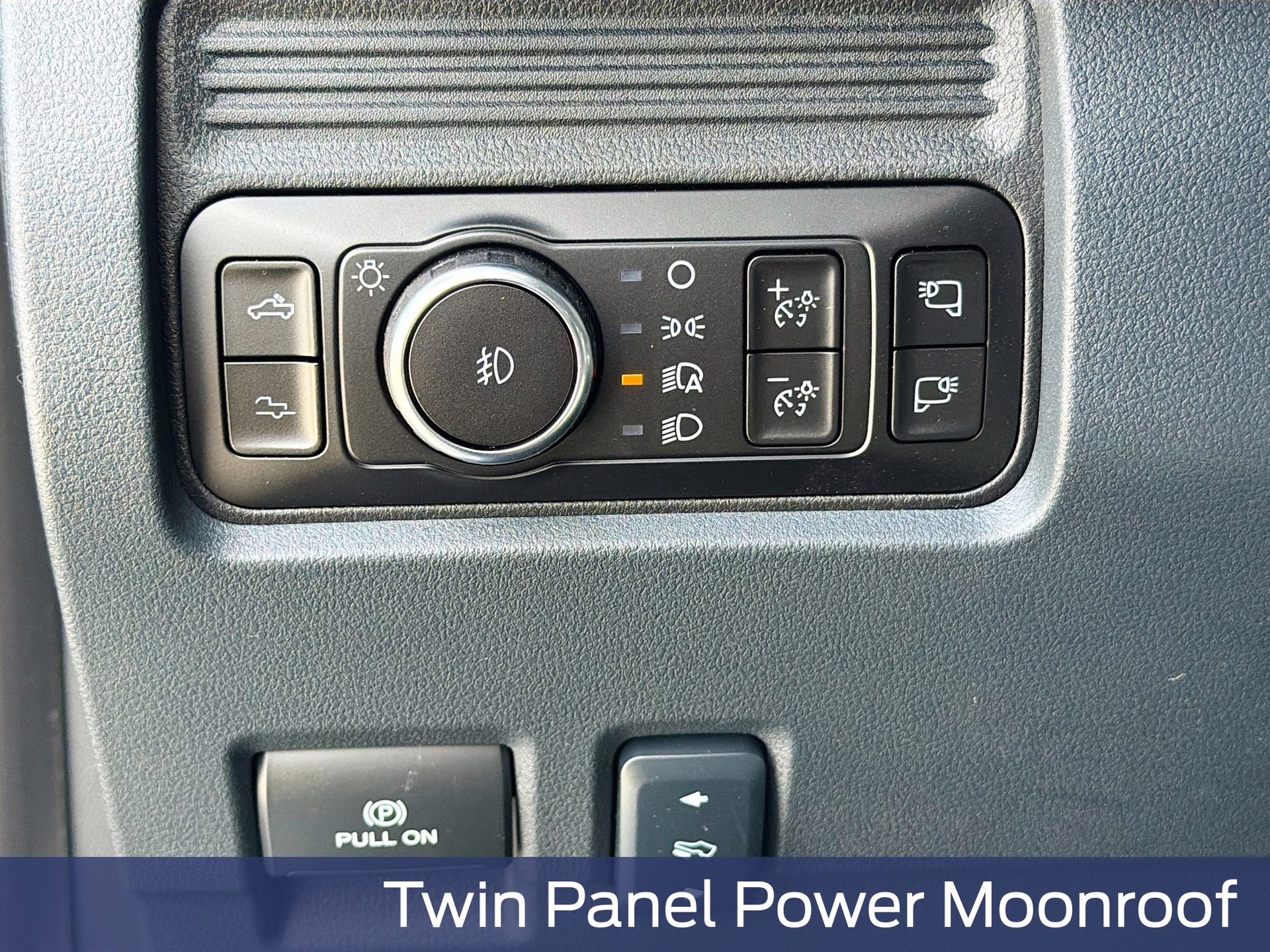 2026 Agate Black Metallic Ford Super Duty F-250 SRW Platinum 4X4 Truck