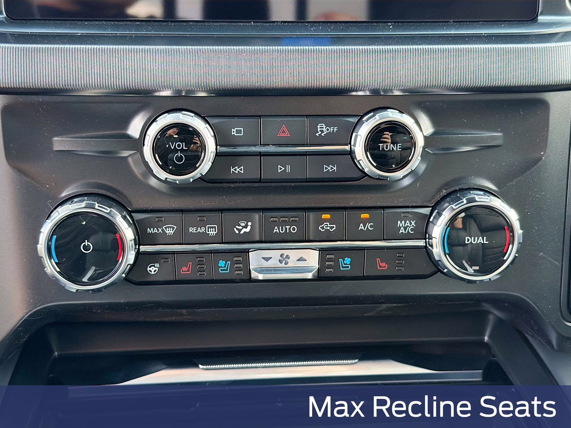 2026 Agate Black Metallic Ford Super Duty F-250 SRW Platinum 4X4 Truck