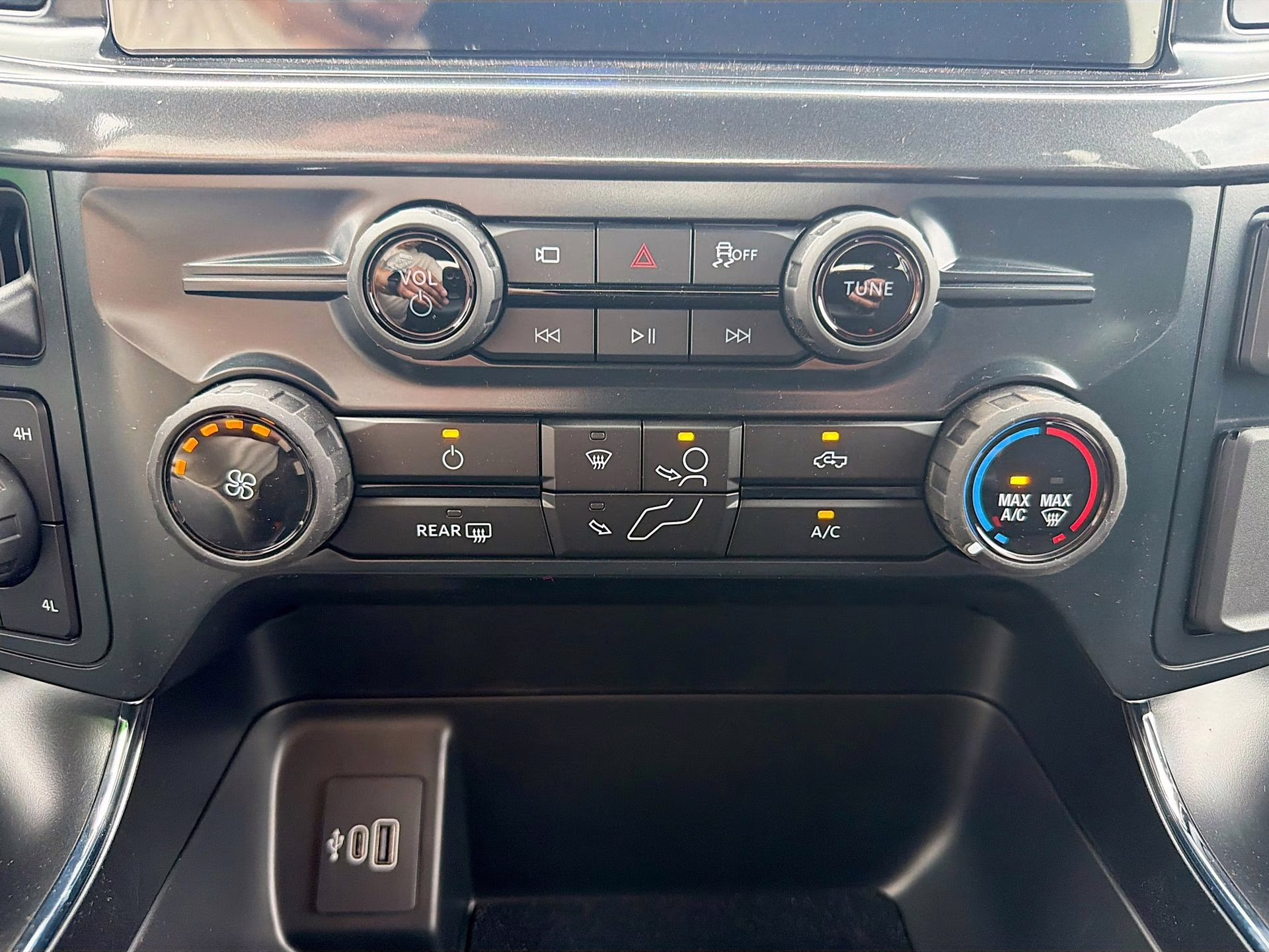 2026 Oxford White Ford F-150 STX 4X4 Truck