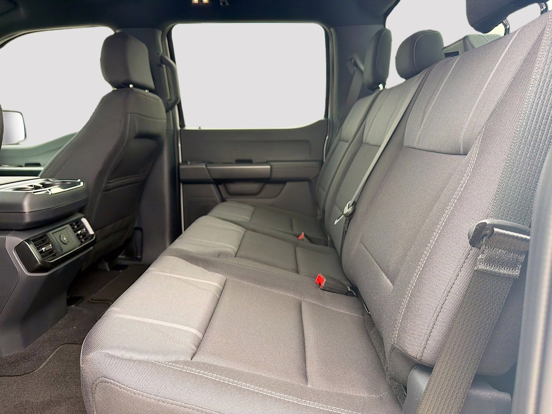 2026 Oxford White Ford F-150 STX 4X4 Truck