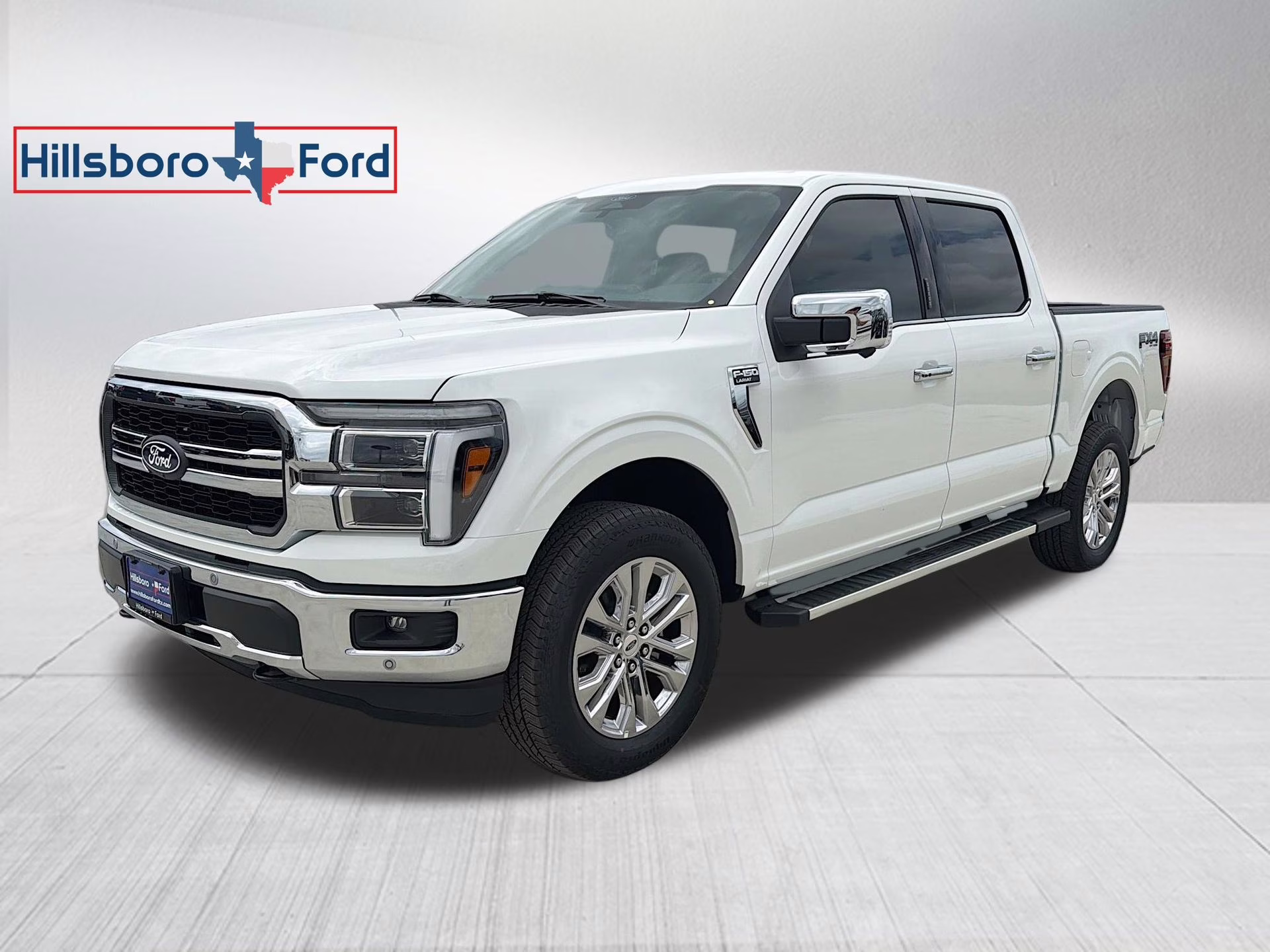 2026 Star White Metallic Tri-Coat Ford F-150 Lariat 4X4 Truck