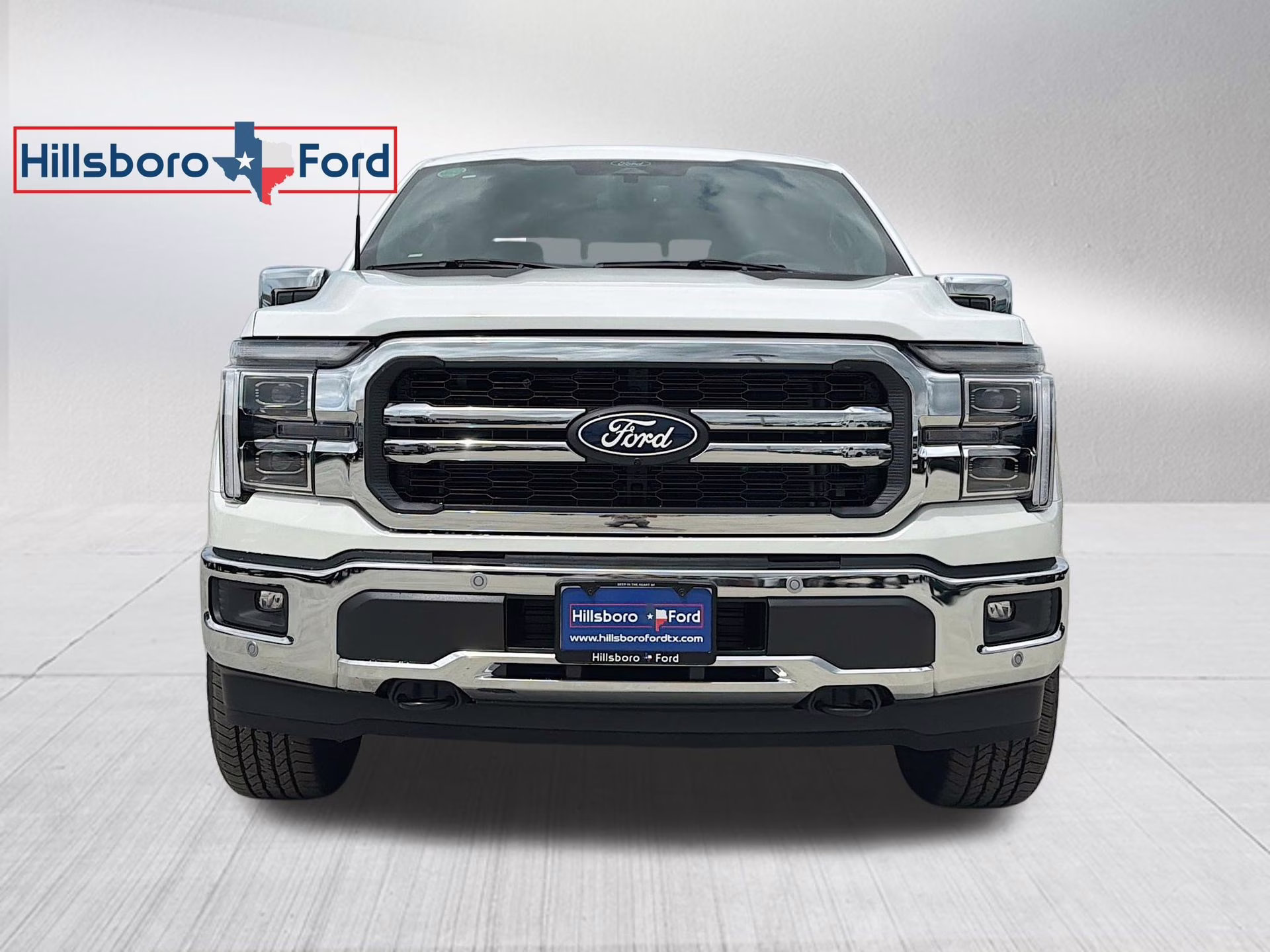 2026 Star White Metallic Tri-Coat Ford F-150 Lariat 4X4 Truck