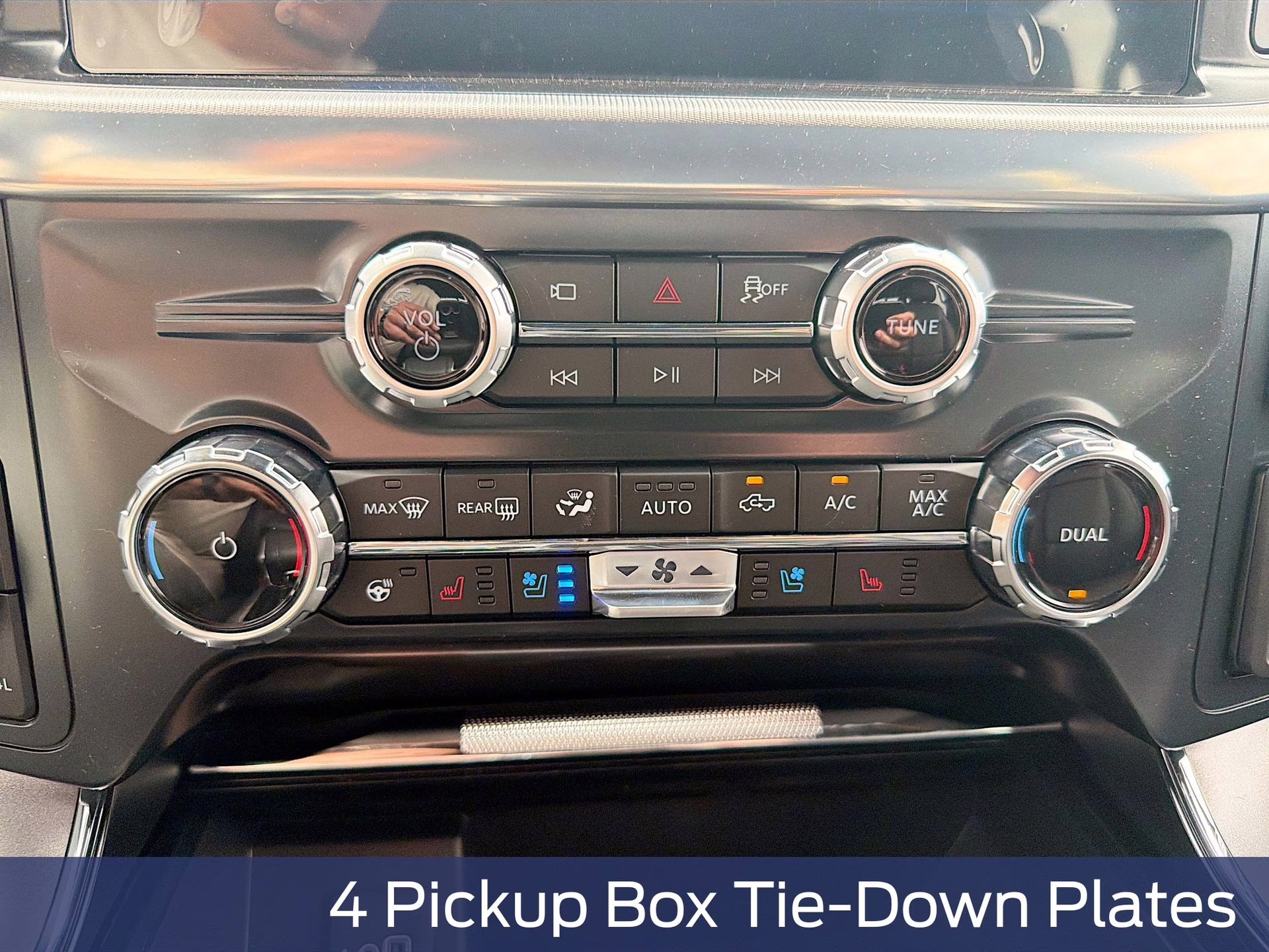 2026 Star White Metallic Tri-Coat Ford F-150 Lariat 4X4 Truck