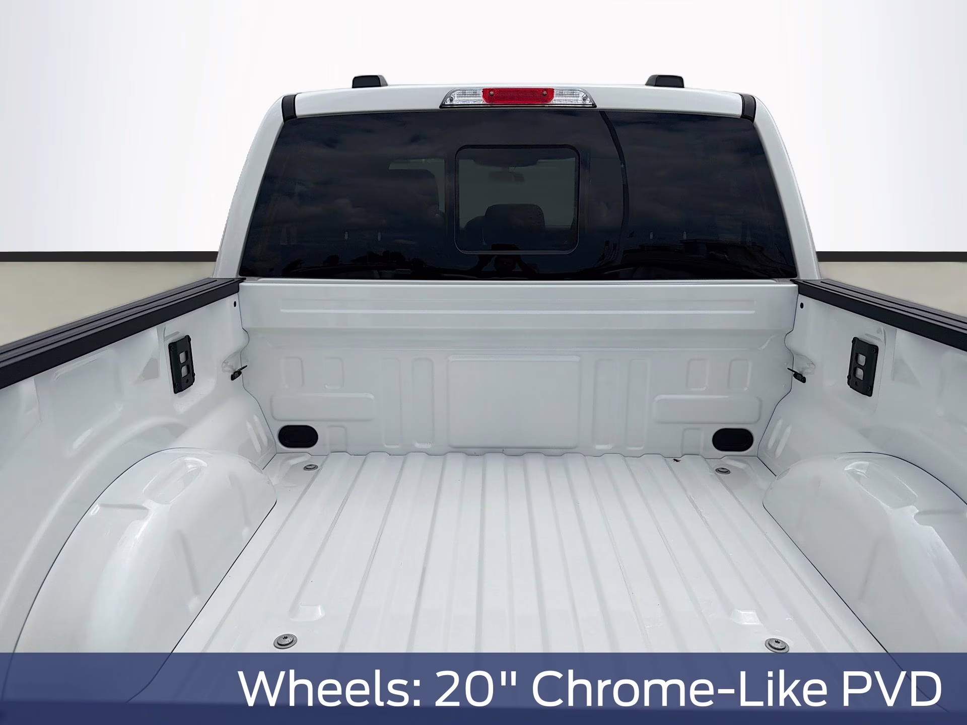 2026 Star White Metallic Tri-Coat Ford F-150 Lariat 4X4 Truck